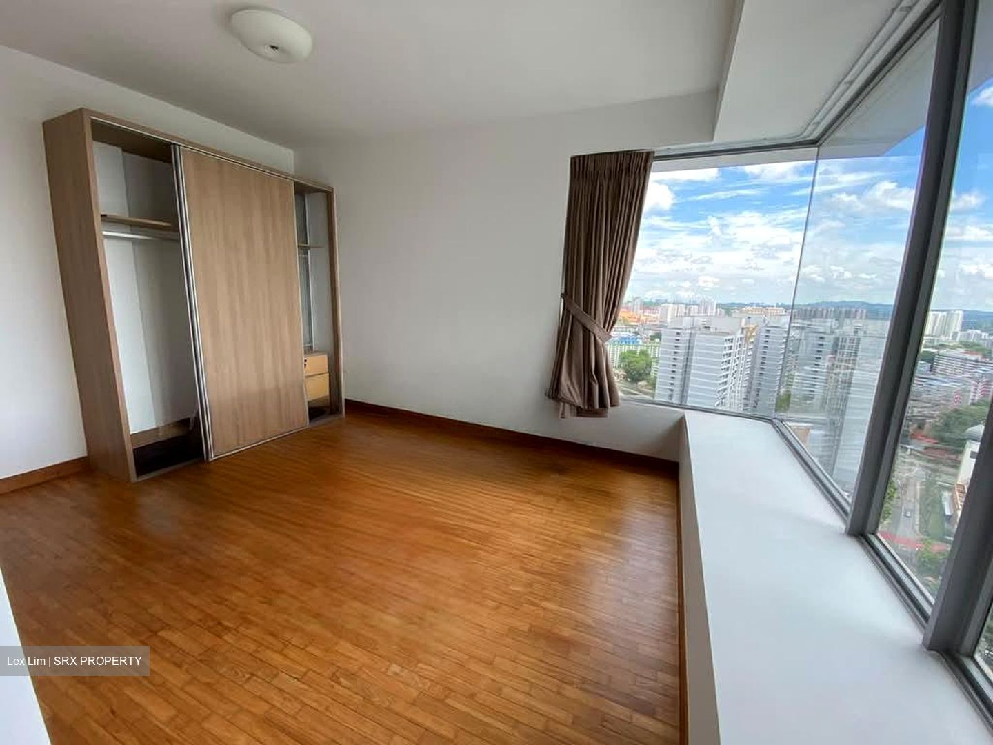 Centro Residences (D20), Condominium #585013711